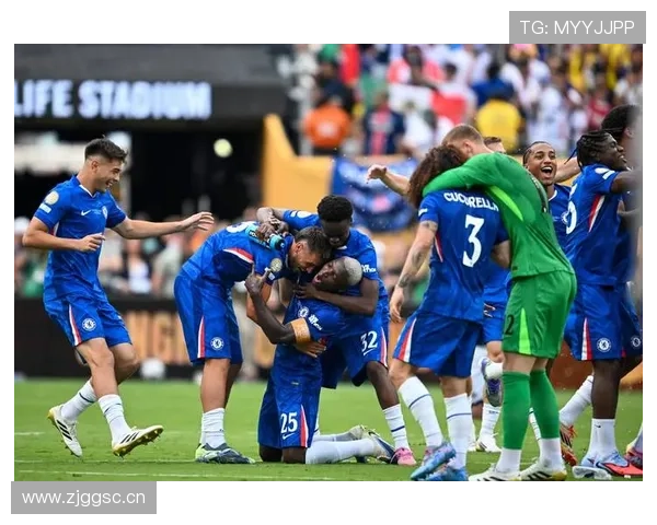 凯尔·沃克世俱杯冠军成员完成荣誉拼图