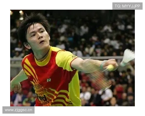 鲍春来居然在饭店点了三大份龙虾，旁边朋友都傻了眼！