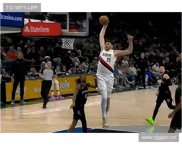 戈贝尔内线防守主导力改变球队防守体系